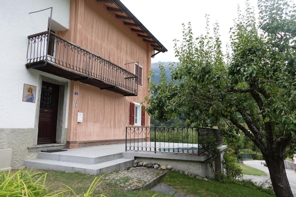 Casa Dorino - Luogo Idilliaco, Ideale Per Famiglie, Terrazza Ed Ampio Giardino, Vista Montagne, Sauna Privata Роди Экстерьер фото